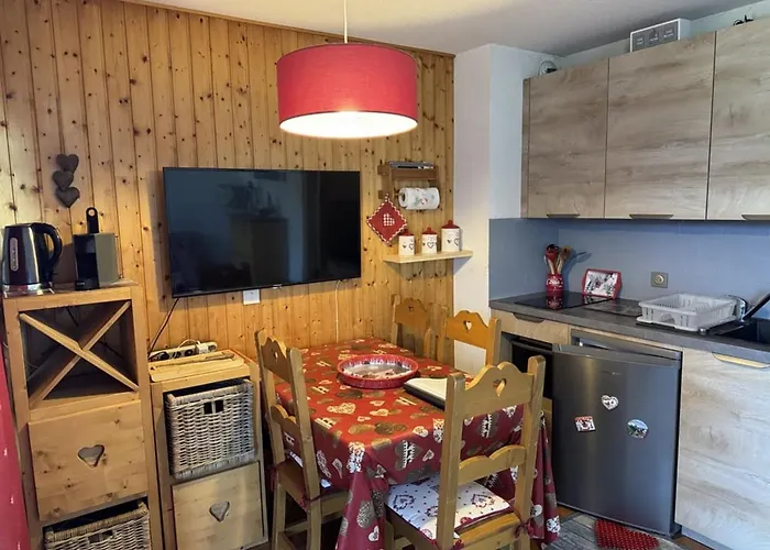 4 Pers, Ski, Balcon Sud/ouest, Parking, Netflix/wifi, Animaux Admis - Fr-1-676-122 公寓